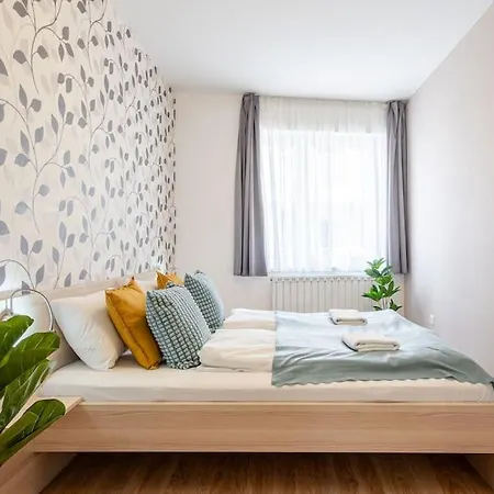 Serene Haven * Budapest